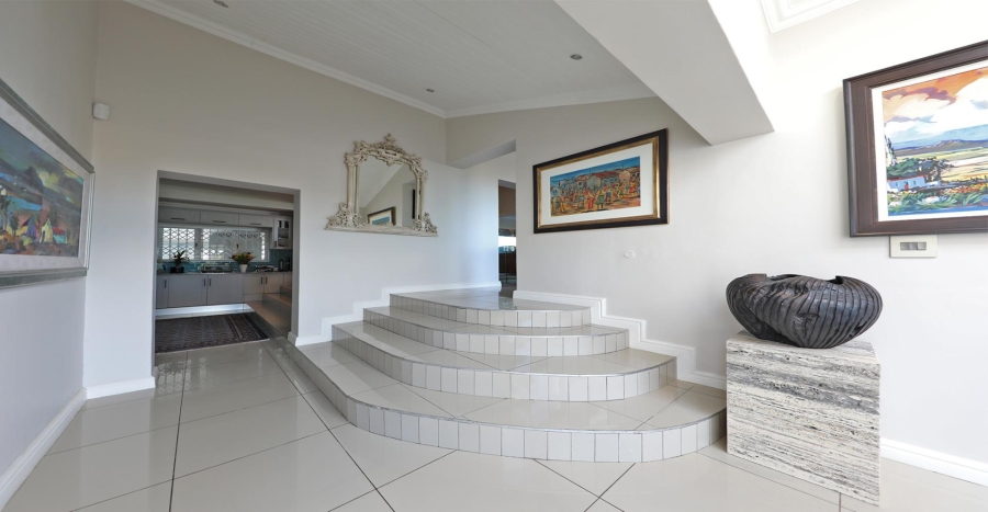 4 Bedroom Property for Sale in Loevenstein Western Cape